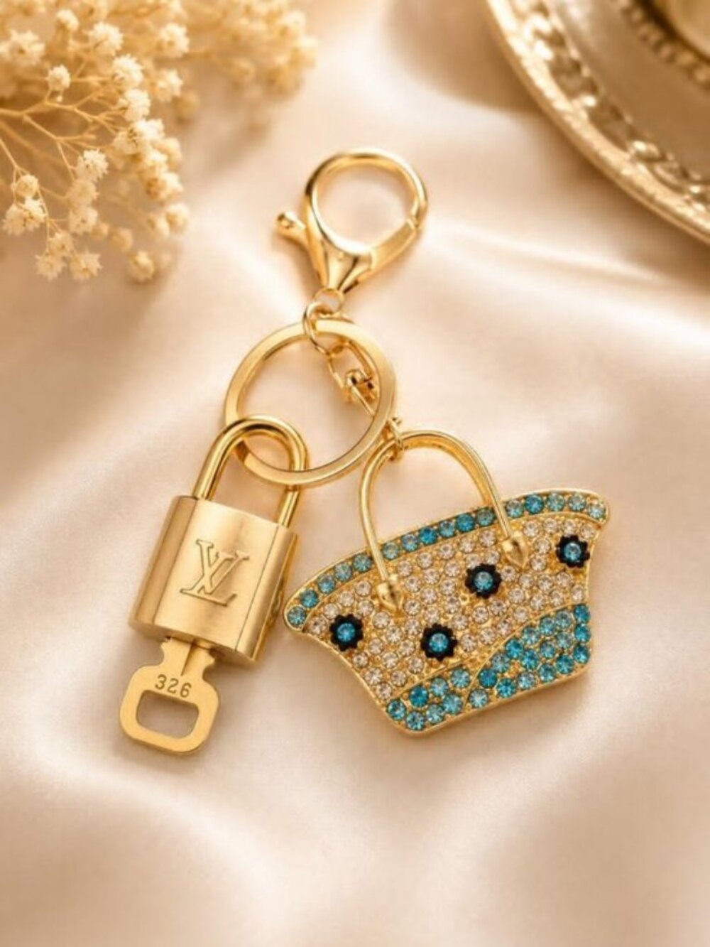 Louis Vuitton Gold Padlock 🔒 Key Set Authentic LV w/ Unbranded Bag Keychain